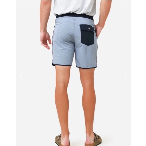 Vuori Men’s Cruise Board Short Pacific Linen Sz 34 - Picture 2 of 16